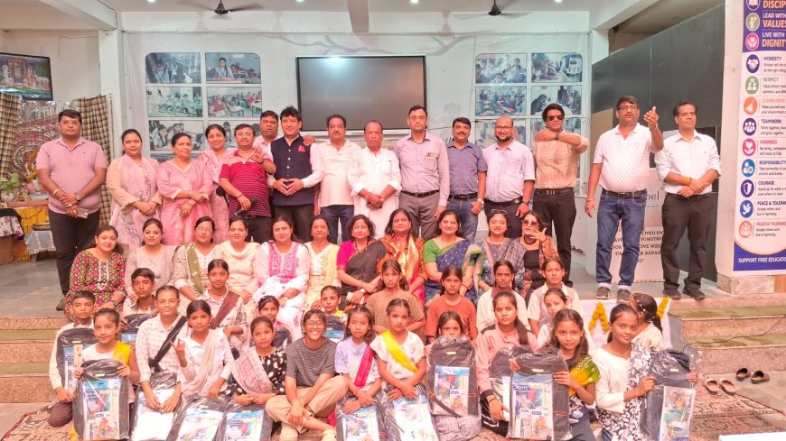 नवज्योति के बाल संस्कार शिविर में तीन दिन तक चला व्यक्तित्व विकास, साइबर सुरक्षा, स्वास्थ्य और राष्ट्रप्रेम का अभियान, प्रतिभागियों को प्रमाण-पत्र व उपहार देकर किया सम्मानित