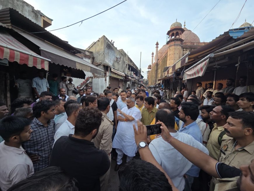 आखिर किसकी लापरवाही से गई महिला की जान? सुभाष बाजार हादसे पर उठे कई सवाल