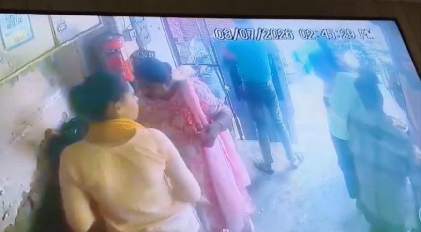 सुभाष बाजार हादसे का सीसीटीवी आया सामने, मलबे के साथ नाले में समाई महिला, 72 घंटे बाद भी  सुराग नहीं