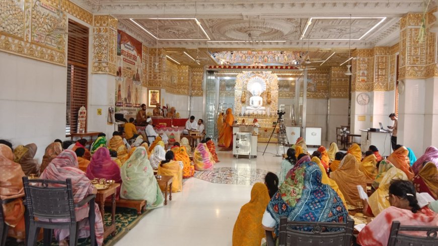 आगरा के ओल्ड ईदगाह कॊलोनी जैन मंदिर में महामस्तकाभिषेक और भक्तामर महाअर्चना, आचार्य संघ का कमला नगर जैन मंदिर में मंगल प्रवेश