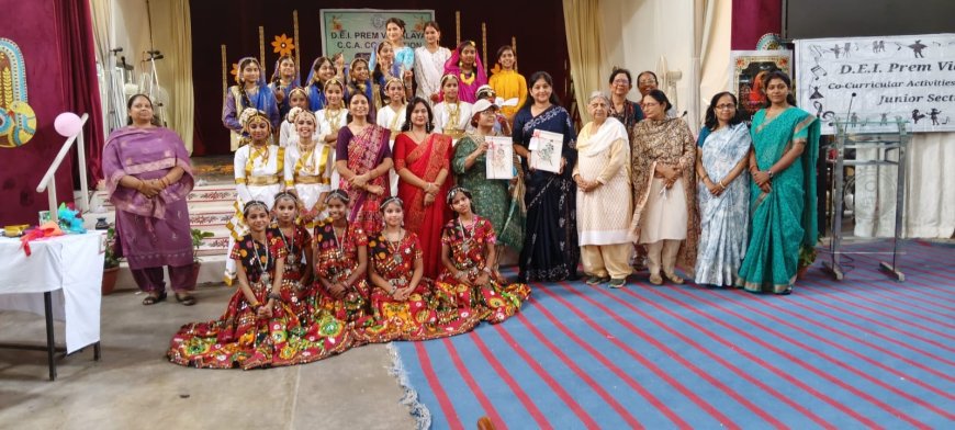 थिरके कदम, गूंजी तालियां और छलका आत्मविश्वास! आगरा के प्रेम विद्यालय की छात्राओं ने नृत्य मंच पर बिखेरा प्रतिभा का अद्भुत रंग