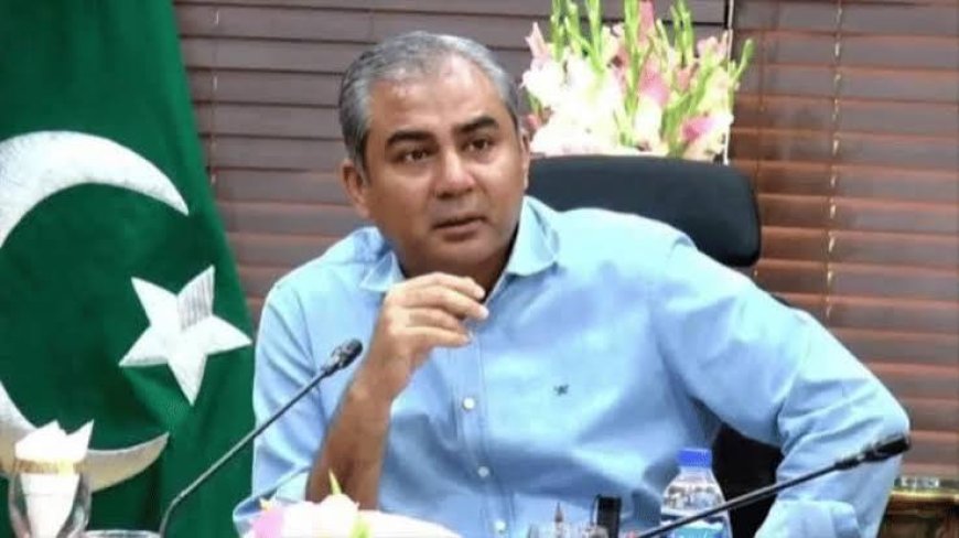 पाकिस्तान में कॉकरोच पार्टी से हड़कंप, गृहमंत्री को सता रहा विद्रोह का खौफ,  अपनी ही सरकार को किया अलर्ट