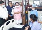 किडनी प्रत्यारोपण की सफलता के बाद एस.एन. मेडिकल कॉलेज पहुंचे केंद्रीय मंत्री प्रो. बघेल, मेडिकल टीम को किया सम्मानित