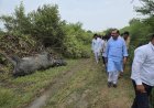 खारी नदी में भैंसों की मौत के बाद सांसद राजकुमार चाहर ने पीड़ित परिवारों को दिया मदद का भरोसा