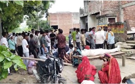 खुले पैसे के विवाद में ट्रक चालक की मौत, सड़क पर उतरे ग्रामीण, बरहन में भारी हंगामा
