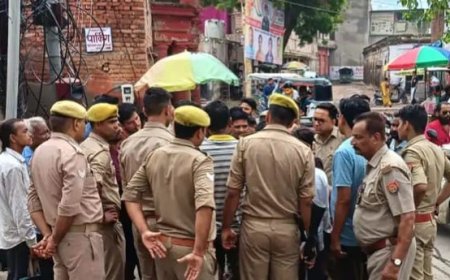 नो एंट्री में घुसे ट्रक ने ली श्रद्धालु बुजुर्ग महिला की जान, आगरा में जीवनी मंडी के खाटू श्याम मंदिर से लौटते समय हुआ दर्दनाक हादसा
