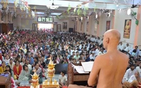 मोबाइल के लॉक से लेकर मन के तनाव तक, मुनिश्री समत्व सागर ने युवाओं को दिखाई खुशहाल जीवन की राह