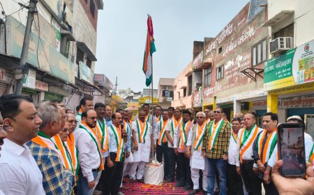 आगरा में जल्द स्थापित होंगे व्हाइट कैटेगरी के उद्योग, सुप्रीम कोर्ट के आदेश के बाद उद्योग विकास की उम्मीद बढ़ी, चैंबर ने मनाया स्वतंत्रता दिवस