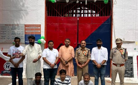 जुर्माना भरकर तीन सिद्धदोष बंदियों को दिलाई रिहाई, आगरा जिला जेल में सांस्कृतिक कार्यक्रम भी हुए