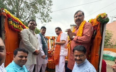 आगरा के राजेश्वर मंडल में निकली संत रविदास रज कलश वंदन यात्रा, गूंजा सामाजिक समरसता का संदेश