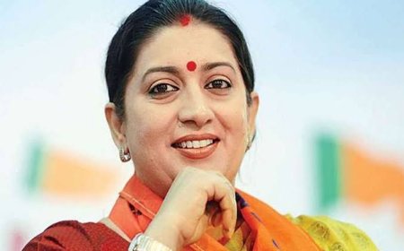 संसद में जल्द आ सकता है महिला आरक्षण-परिसीमन बिल,  स्मृति ईरानी के बयान से संकेत,  संसद का सत्रावसान न होने पर उठे सवाल