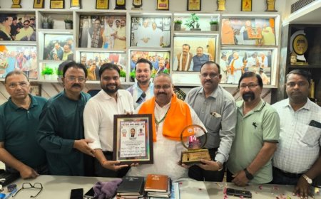 एमएलसी विजय शिवहरे को लीडर्स आगरा ने राजनीतिक एवं सद्भाव क्षेत्र में दिया महादेव नारायण टंडन अवार्ड