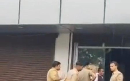 प्रेमिका से मिलने होटल पहुंचा युवक, कमरे में लगाया गले में फंदा, इलाज के दौरान मौत