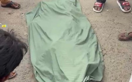 रेलिंग तोड़ दूसरी लेन में घुसा ट्रक, दो लोगों को मारी टक्कर; एक की मौत