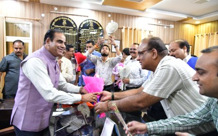 प्रो. अनिल कुमार राय ने संभाला रुहेलखंड विश्वविद्यालय के कुलपति का कार्यभार, शैक्षणिक गुणवत्ता और रोजगारपरक शिक्षा पर रहेगा जोर