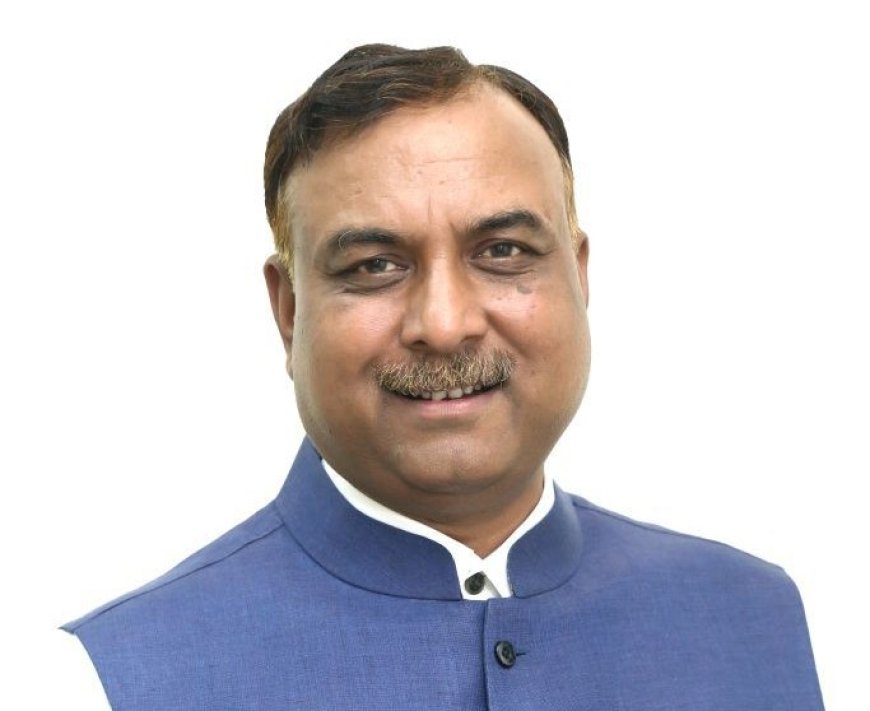 सांसद नवीन जैन के सवाल पर राज्यसभा में रेल मंत्री का जवाब, आगरा ईदगाह स्टेशन तैयार, आगरा फोर्ट, राजामंडी, अछनेरा और फतेहपुर सीकरी स्टेशन पर जारी है पुनर्विकास