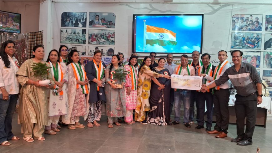 लायंस क्लब प्रयास ने एक पहल पाठशाला के 500 बच्चों को दी यूनिफॉर्म, डेढ़ लाख रुपये की मदद भी दी