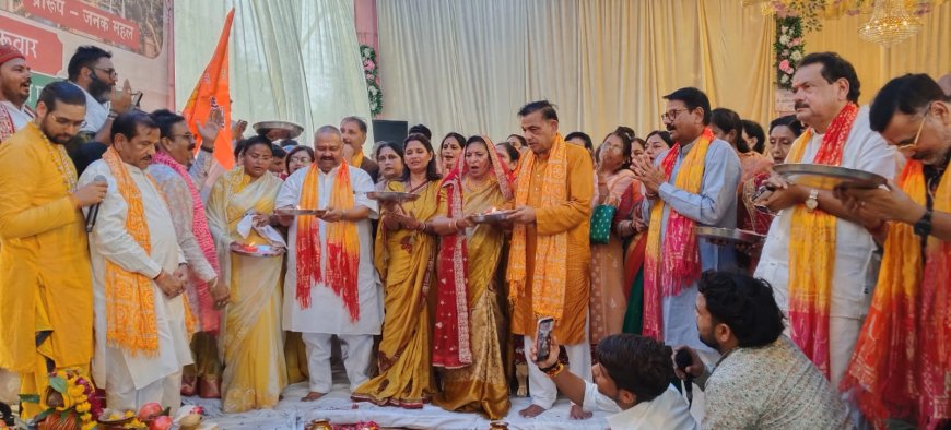 मिथिला की आस्था और राजस्थान का राजसी वैभव, आगरा में सजेगा 140 फीट ऊंचा जनक महल; सात शिखरों पर लहराएंगे भगवा धर्म ध्वज, वैदिक मंत्रोच्चार के बीच हुआ भूमि पूजन—280 से 300 फीट चौड़ा भव्य मंच पर विराजेंगे श्रीराम-जानकी, भावना एस्टेट रोड पर 6, 7 और 8 अक्टूबर को सजेगी जनकपुरी