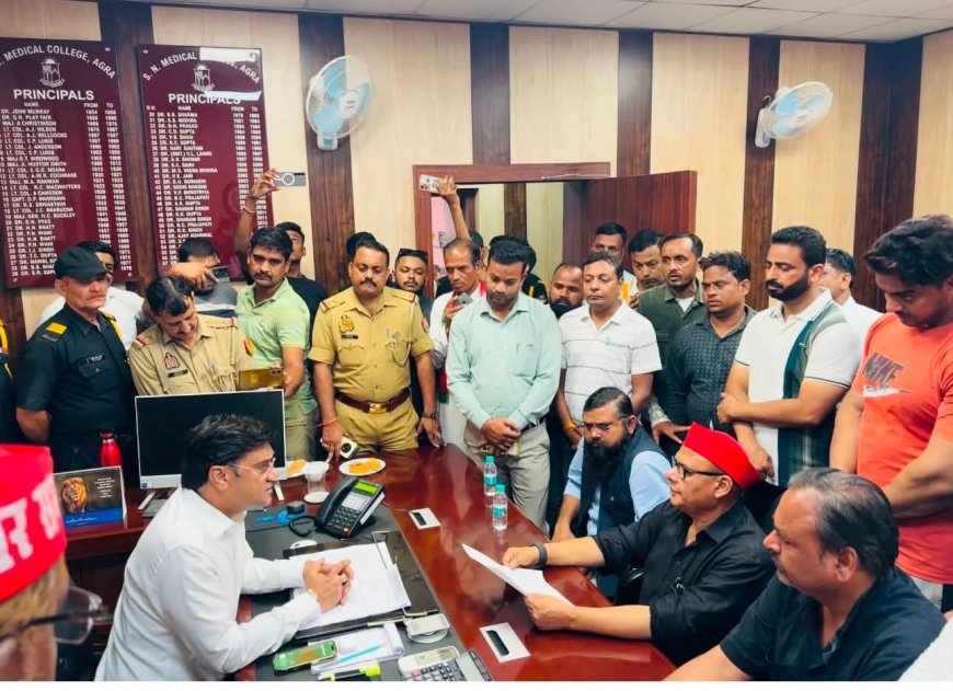 मासूम की मौत पर एसएन मेडिकल कॉलेज में सपा का हंगामा, प्राचार्य का घेराव, पुलिस से तीखी नोकझोंक