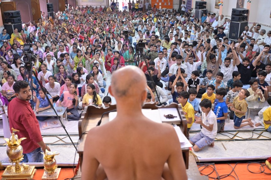‘था’ नहीं, ‘थे’ बनकर जीना सीखें युवा: मुनि समत्व सागर ने जैन दर्शन से जोड़ा जीवन का मर्म