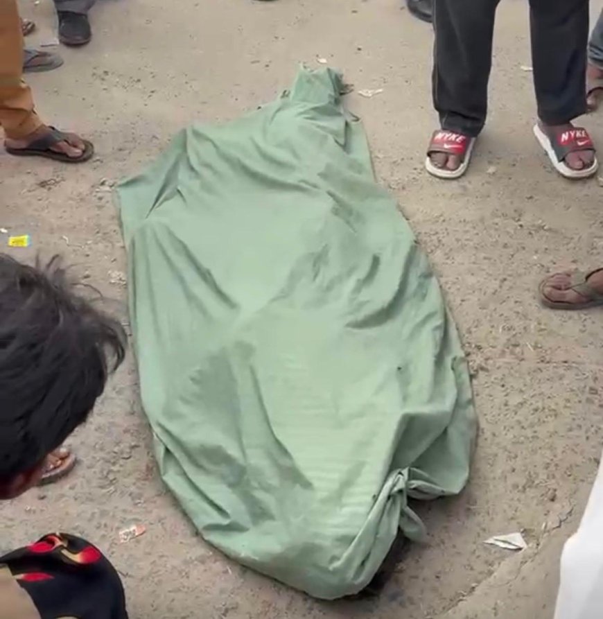 रेलिंग तोड़ दूसरी लेन में घुसा ट्रक, दो लोगों को मारी टक्कर; एक की मौत