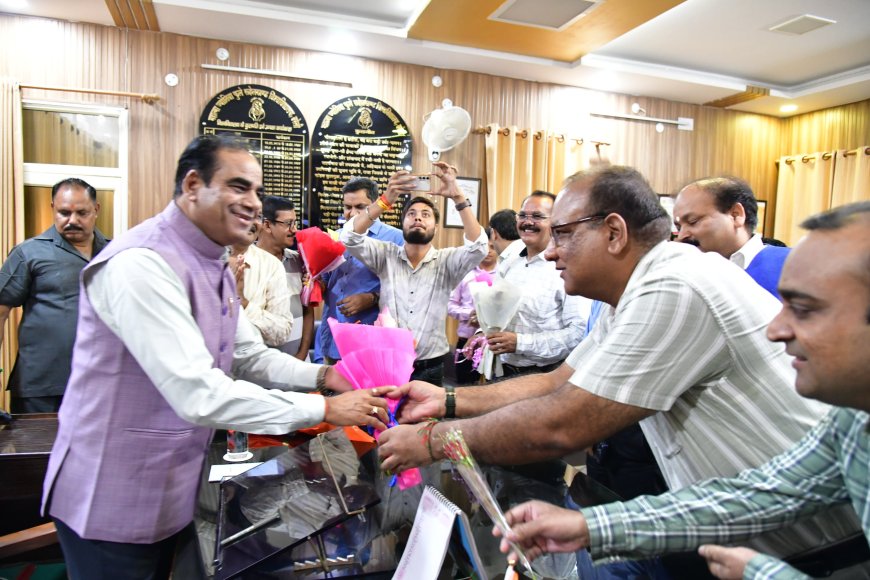 प्रो. अनिल कुमार राय ने संभाला रुहेलखंड विश्वविद्यालय के कुलपति का कार्यभार, शैक्षणिक गुणवत्ता और रोजगारपरक शिक्षा पर रहेगा जोर
