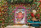 जन्माष्टमी पर आस्था के रंग में रंगा आगरा, मंदिरों से लेकर भजन संध्या तक गूंजे कान्हा के जयकारे