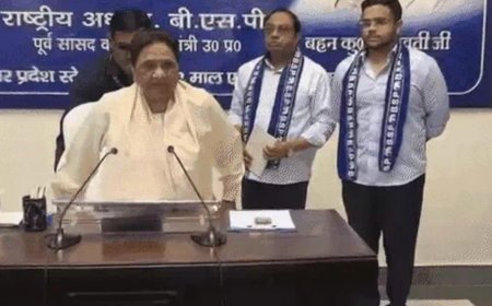 बसपा में ‘आकाश’ पर भारी पड़ रहे ईशान, मायावती के फैसलों से संगठन में हलचल