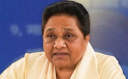 आकाश-ईशान के बाद अब भतीजी दीपिका आनंद पर मायावती की नजर, बसपा की कमान सौंपने का संकेत, परिवारवाद के खिलाफ कांशीराम की राह पर चलने का दावा, लेकिन नेतृत्व के लिए परिवार से ही नया चेहरा तलाश रहीं बसपा सुप्रीमो