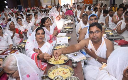 मुनि समत्व सागर बोले-धन-दौलत नहीं, व्यवहार से होती है इंसान की पहचान