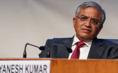 एस जयशंकर,  सीबीआई डायरेक्टर को भी एसआईआर का नोटिस, चुनाव आयोग ने गड़बड़ी के कारण नोटिस भेजा