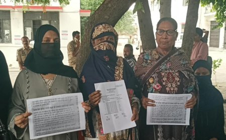 महिलाओं ने पुलिस आयुक्त से लगाई गुहार, सपा नेत्री मोनिका नाज खान पर झूठे मुकदमे और ब्लैकमेलिंग के आरोप