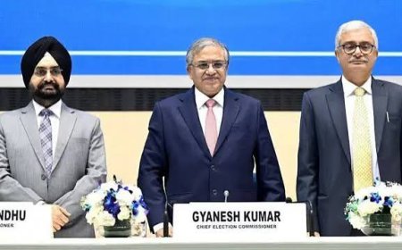 विवादों के बीच चुना आयोग की बड़ी बैठक,  मुख्य चुनाव आयुक्त और दोनों चुनाव आयुक्त हुए शामिल, लिए कई फैसले