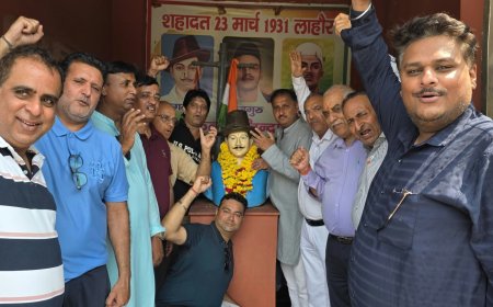 भगत सिंह की जयंती पर गूंजा इंकलाब जिंदाबाद, मेट्रो स्टेशन के नामकरण की मांग फिर उठी