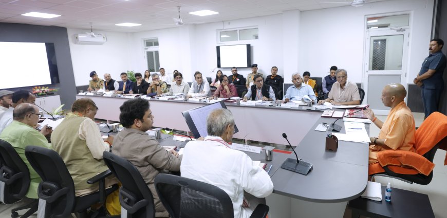 ब्रज के कायाकल्प का योगी प्लान: तीन साल में पूरा होगा 84 कोस परिक्रमा का काम, 200 धरोहरों को ‘तीर्थ मित्र’ योजना से मिलेगा संरक्षण