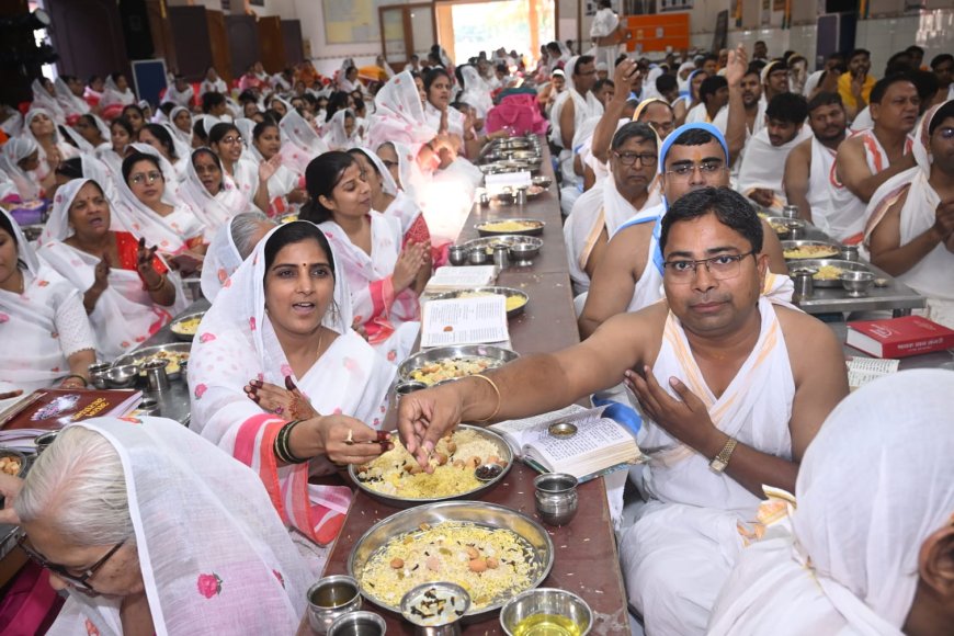मुनि समत्व सागर बोले-धन-दौलत नहीं, व्यवहार से होती है इंसान की पहचान