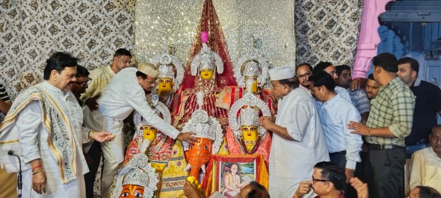 150 साल पुरानी रामलीला परंपरा का श्रीगणेश, चांदी के मुकुटों की पूजा से गूंजा रावतपाड़ा