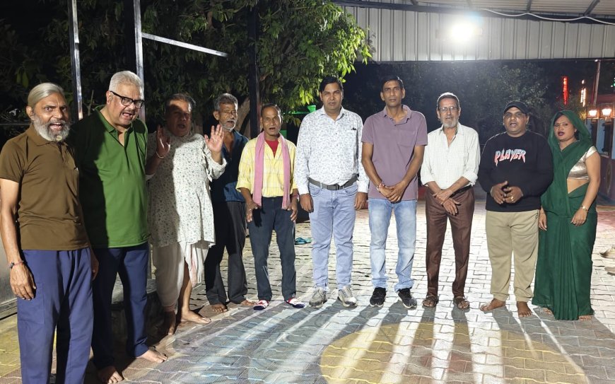 दिल्ली पहुंचते ही नाले में बदल जाती है यमुना, प्रदूषण रोकने को आगरा से उठी ठोस कदम की मांग