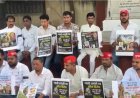 आगरा में चुनाव आयोग के खिलाफ सपा का अनोखा प्रदर्शन, प्रतीकात्मक अर्थी निकालकर किया अंतिम संस्कार