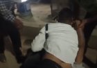 आगरा में बीच सड़क भिड़े पूर्व फौजी और ट्रैफिक पुलिसकर्मी, जमकर मारपीट, वीडियो वायरल