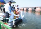 केंद्रीय मंत्री प्रो. बघेल ने यमुना में छोड़ीं 50 हजार मछलियां, जैव विविधता और मत्स्य संपदा बढ़ाने की पहल