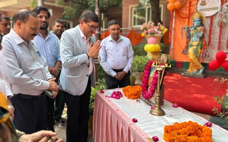 रसखान समाधि पर बिखरे सांझी कला के रंग, ब्रज की परंपरा को नई पीढ़ी से जोड़ने की पहल