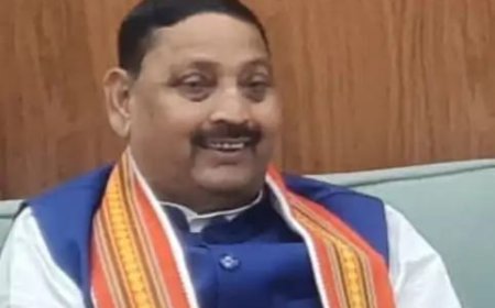 धर्मेंद्र कश्यप के ‘टाटा बाय-बाय’ से गरमाई रुहेलखंड की सियासत, भाजपा से दूरी की अटकलों के बीच सपा में वापसी के संकेत