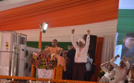 बरेली में सीएम योगी ने सपा को घेरा: राज्य में पहले होते थे दंगे, अब जेल में उर्स मना रहे दंगाई, साढ़े नौ साल में साढ़े नौ लाख नौकरियों का दावा. शिक्षक एमएलसी चुनाव को लेकर भाजपा प्रत्याशी हरि सिंह ढिल्लों के समर्थन में शिक्षकों से किया संवाद