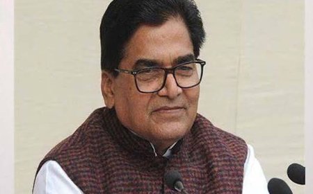 चुनाव आयोग के पक्ष में खड़े हुए रामगोपाल यादव,  बोले- नाम अगर गलत लिखे हैं तो जिम्मेदारी वोटरों की भी