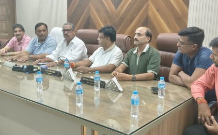 त्योहारी सीजन में व्यापारियों के प्रतिष्ठानों पर विभागीय सर्वे बंद करें, वरना उग्र आंदोलन: नेशनल चैम्बर ने दी चेतावनी