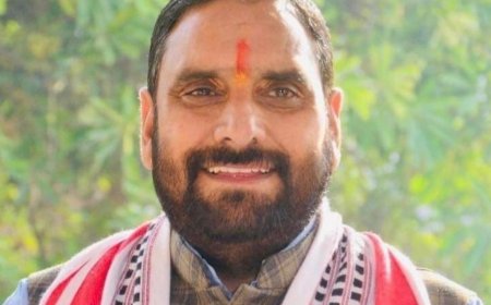 आगरा स्नातक सीट पर पहले राउंड में भाजपा के मानवेंद्र सिंह आगे, सपा के शशांक यादव पीछे