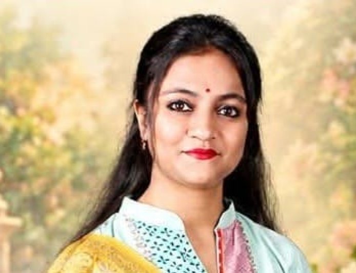 अपूर्वा सिंह जादौन भाजपा महिला मोर्चा की आगरा महानगर अध्य़क्ष बनाई गईं, जिला इकाई की कमान मनीषा सिंह को