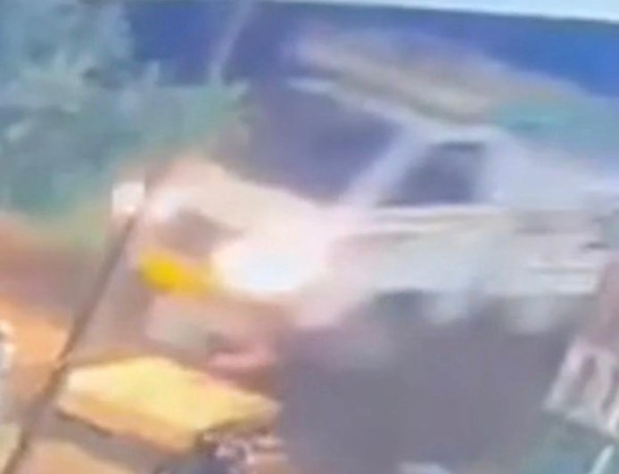 कालिंदी विहार में मौत बनकर दौड़ी डीसीएम, चार युवतियों को रौंदा, एक की मौत