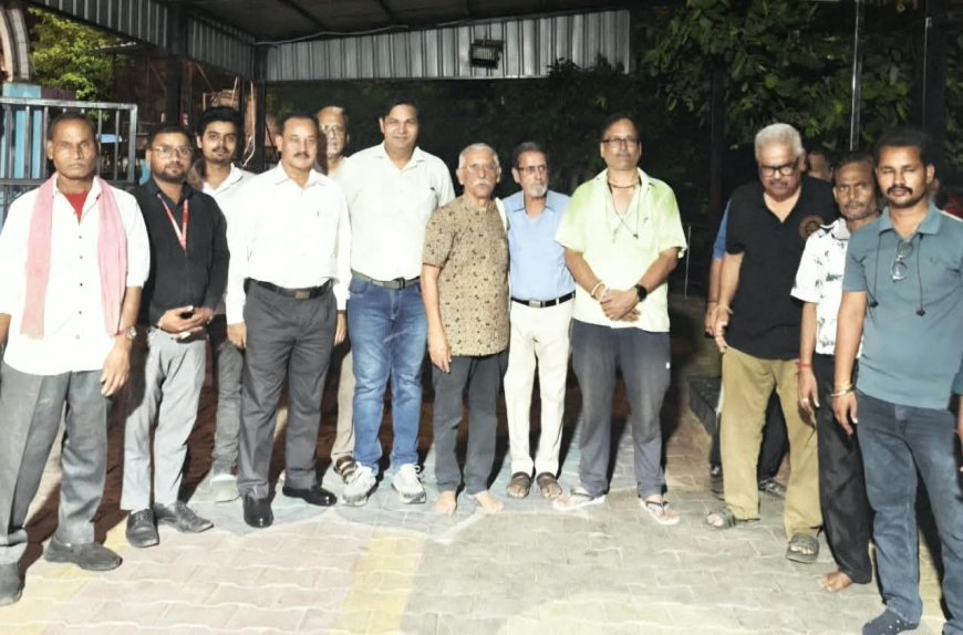 गाड़ियों का नहीं, इंसानों का शहर बने आगराः पैदल यात्रियों और साइकिल चालकों की सुरक्षा के लिए लाल साइकिल लेन, जेब्रा क्रॉसिंग, कैमरे और लेन अनुशासन लागू हो